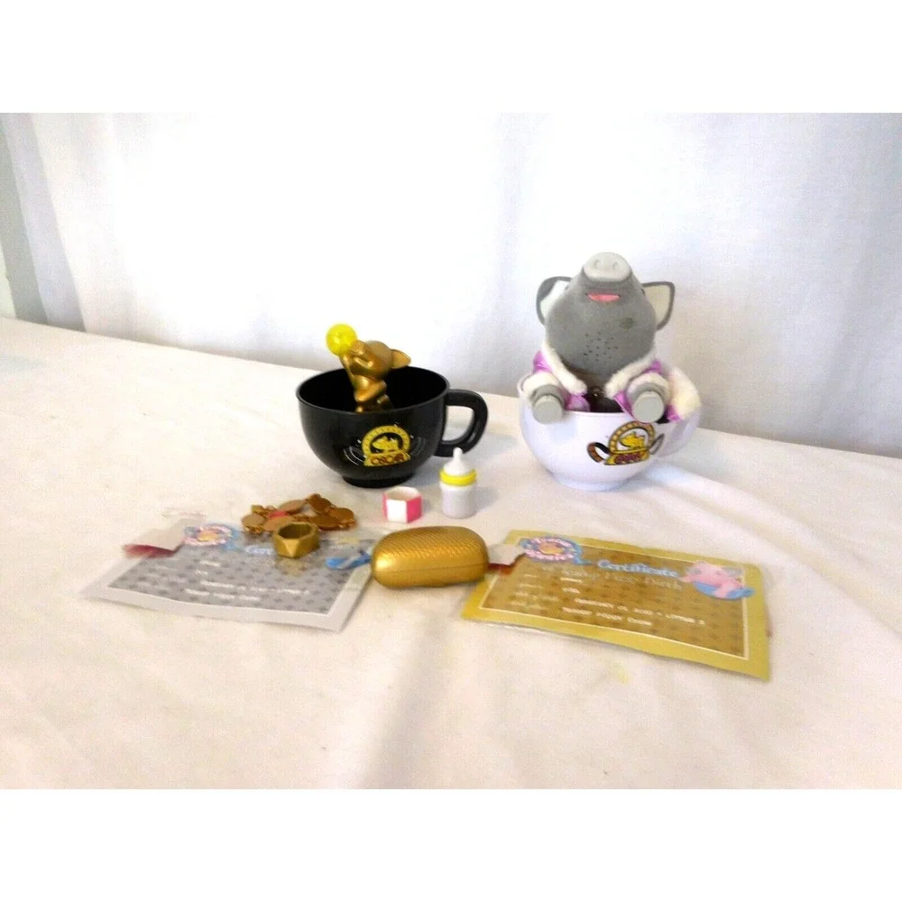 Teacup Piggies‎ Emmy n Oscar Cup Golden Award Toy Toys R Us Exclusive Play Set